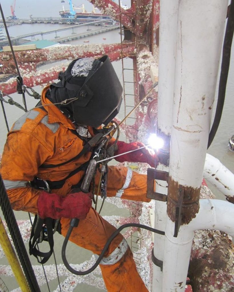 Welders in Oman